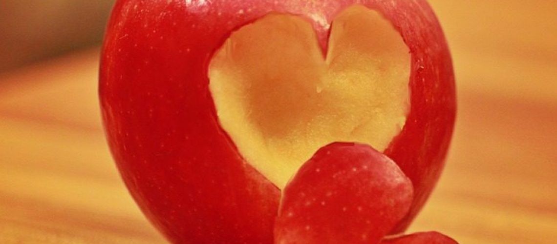 apple with heart